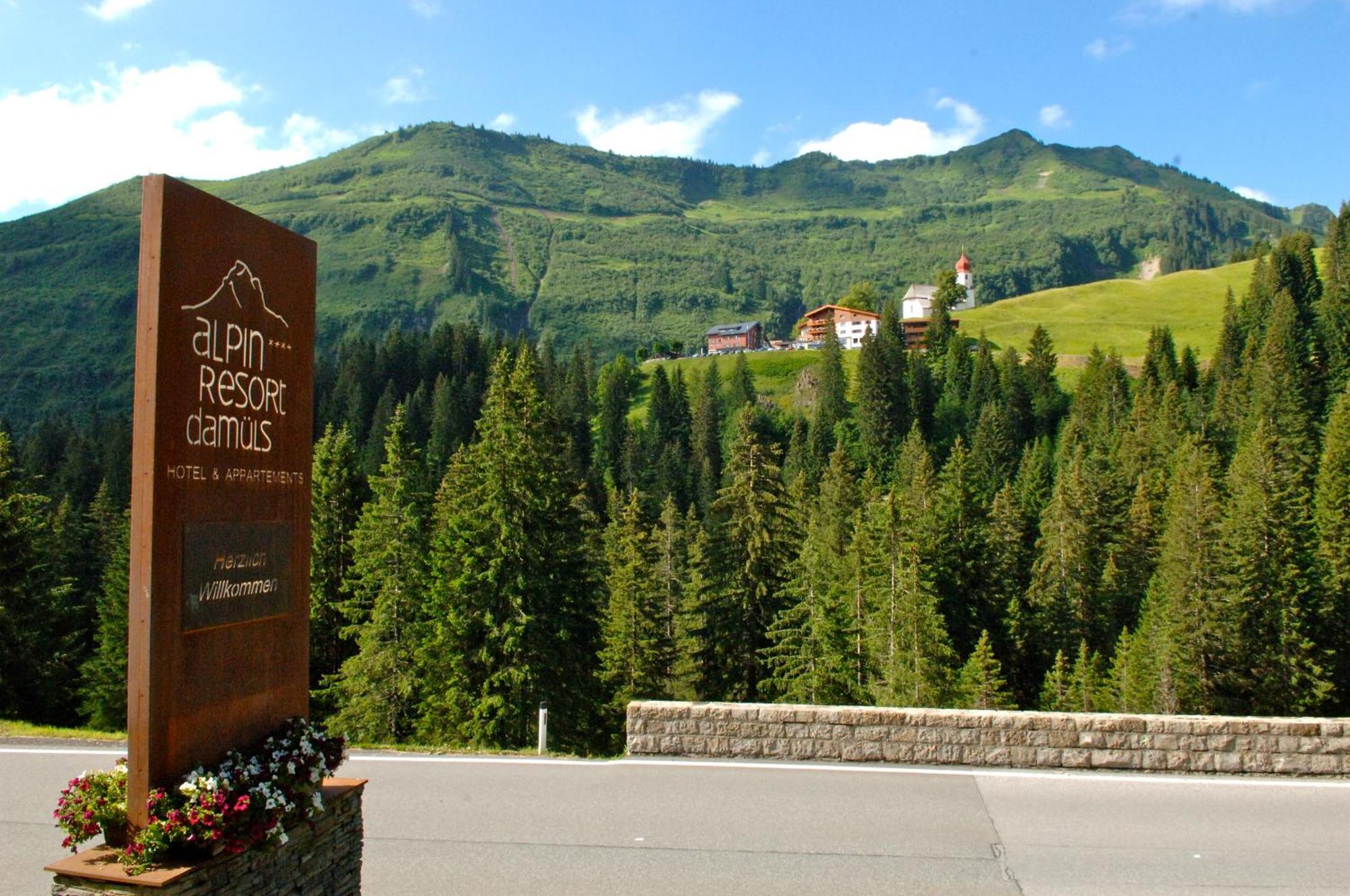 Aparthotel Alpinresort Дамюльс Екстер'єр фото